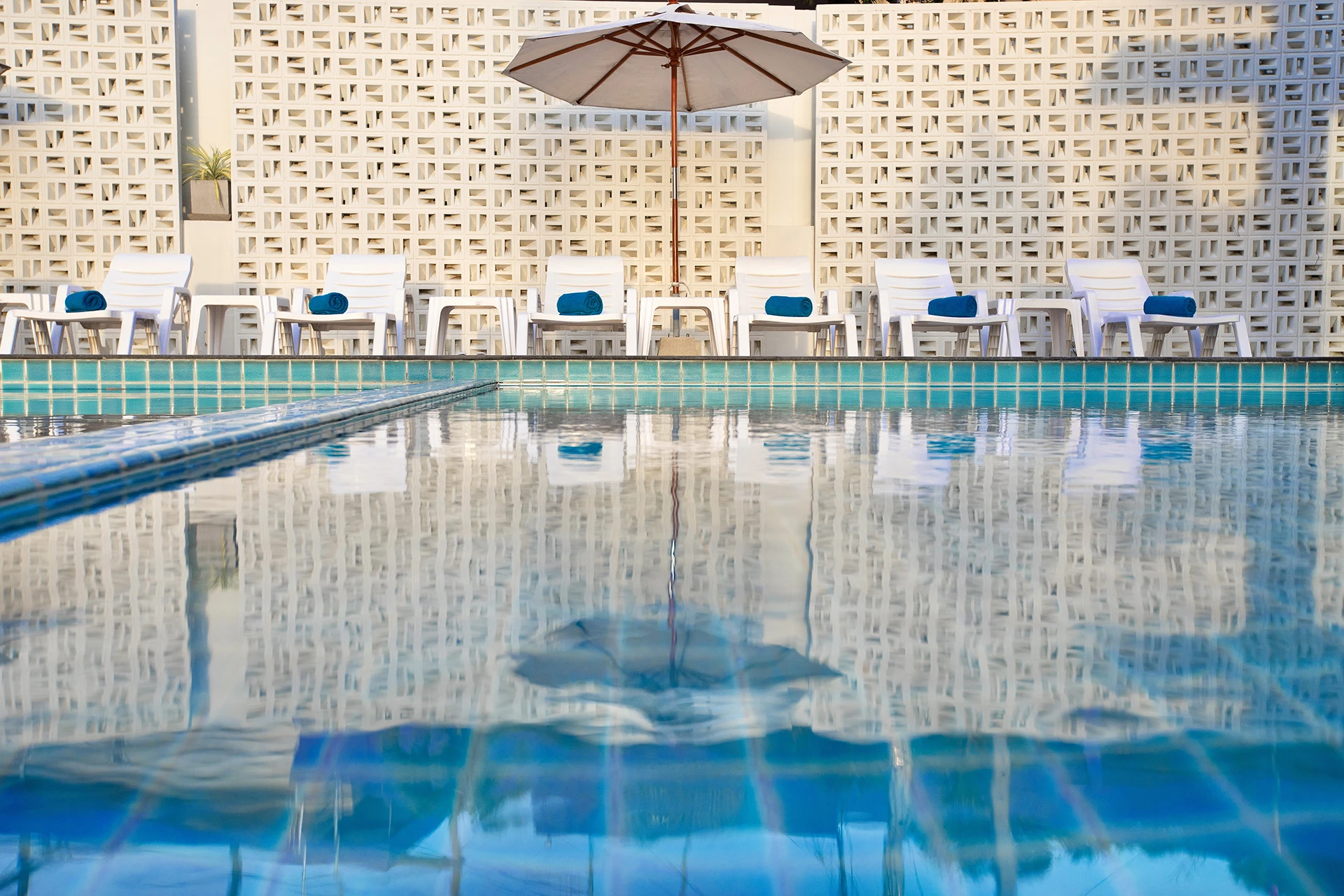 Outdoor Swimming Pool with Sun Deck